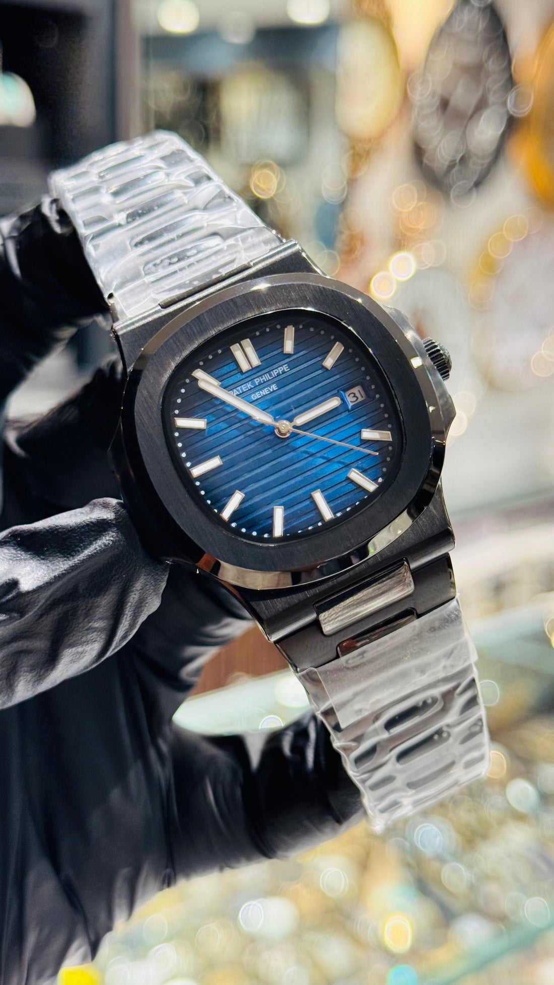 Patek Philippe Nautilus Black Master Grade Automatic Sapphire Glass 1 Year Warranty